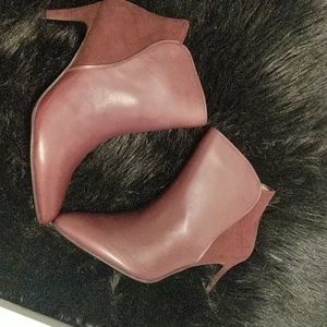 BRAND NEW ALFANI PUMPs never worn!